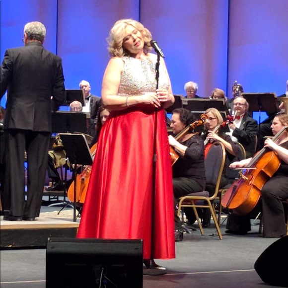 Meet your Posher, Tiffany - Picture 10 of 10